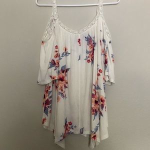 FLORAL TOP